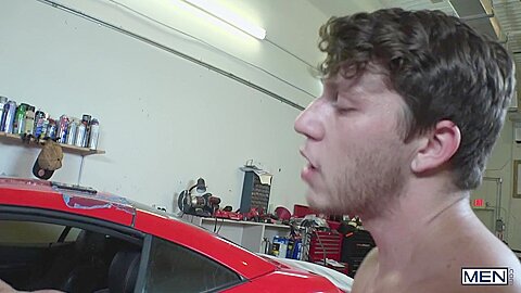 Paul Canon & Julian Knowles in The Garage - MenNetwork