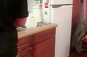 Pervertido abusando de una colegiala hermosa - Ver má_s en