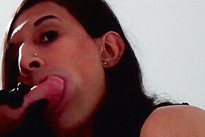 Petite Trans Beauty Body And Sucks Cock On A Leash