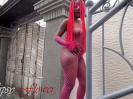 Pink Outdor Sex