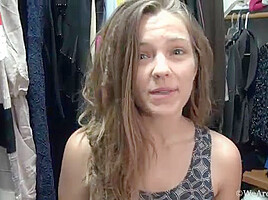 Pixxy introduces herself while in her closet - WeAreHairy