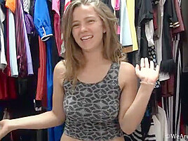 Pixxy introduces herself while in her closet - WeAreHairy