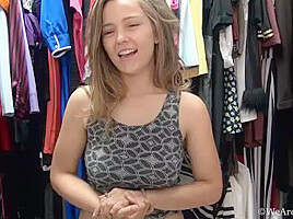 Pixxy introduces herself while in her closet - WeAreHairy
