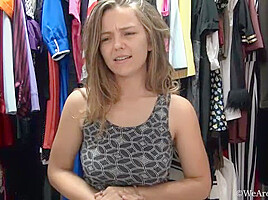 Pixxy introduces herself while in her closet - WeAreHairy