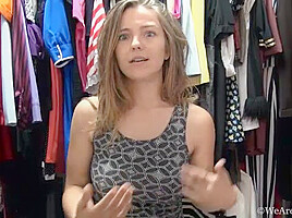 Pixxy introduces herself while in her closet - WeAreHairy