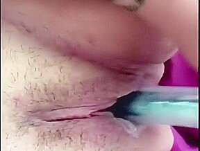 Played my with my juicy pussy