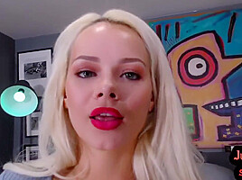 Pov Model Sucking In Erotic Couple While Showing Ass Off