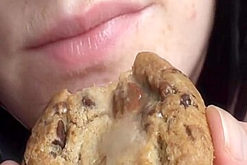 Private porn video with a girl eating cookies with cum