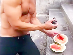 Public melon