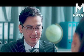 Rae Lil In Golden Carp Is Extraordinary - Fuck A Slutty Office Girl