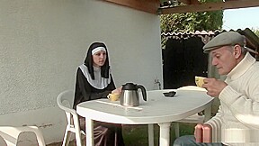 Religieuse enculee par un