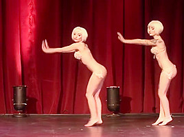 Sabra & Kierstin JohnSin - Fake twin Burlesque 1