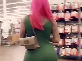 Shhh!!! Follow me into the Walmart dressing room
