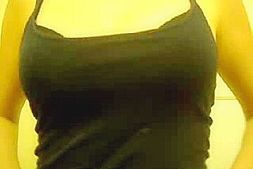 Slim teen 18+ girlfriend strips for me
