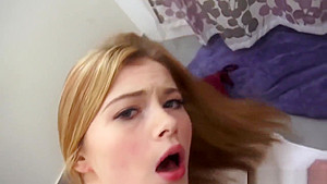 Solo teen 18+ Ass Tease And Shy Gives The Best Stepfriend's Brot