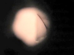 Spying the clean shaved amateur pussy through key hole