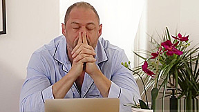 Stefani Special Shows Up Late