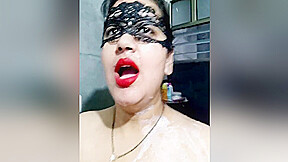 Stepsister-in-law Took Off Her Clothes In Front Of Stepbrother-in-law And Took A Naked Shower