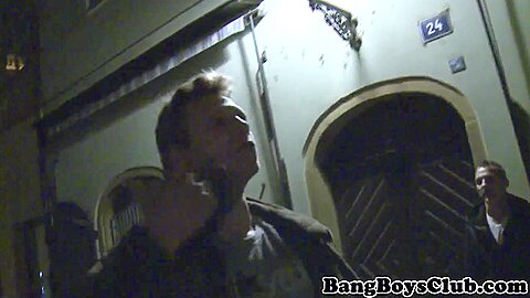 Straight twink cocksucks older trick for cash