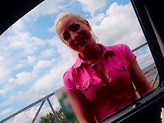 Stranded Rides Cock In The Car - Anastasia Blonde