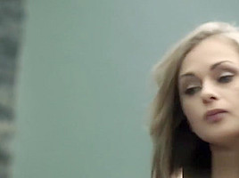 Stunning buttfucked beauty gets jizzed