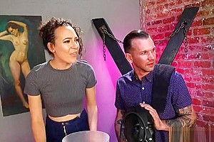 Stunning tranny fucks staff from fetish shop