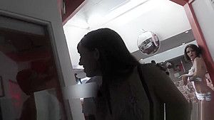 Sucking teen 18+ at Glory Hole Gets Mouth Jizzed