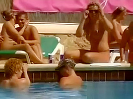 Swingers Fucking Outside At The Pool