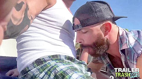 TRAILERTRASHBOYS Hunky Vince Parker Raw Breeds Jake Nicola