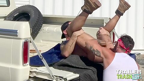 TRAILERTRASHBOYS Hunky Vince Parker Raw Breeds Jake Nicola