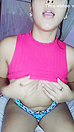 Teen 18+ Lankan Chick Showing Her Cute Boobs