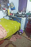 Telugu Aunty Reshma Strip Saree
