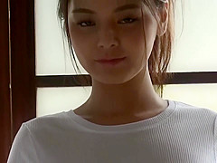 Tsubasa gets her cute yellow panties wet