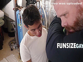 Twink Meets Handyman In Basement And Gets Handsy 8 Min - Gay Porn