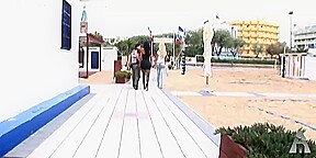 Two shemales found on the beach - Pinko TGirls
