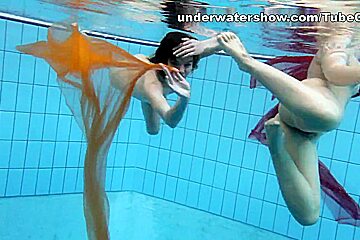 UnderwaterShow Video: Sara Bombina and Gazel Podvodkova