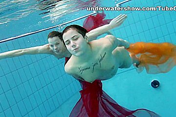 UnderwaterShow Video: Sara Bombina and Gazel Podvodkova