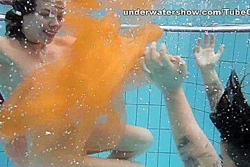 UnderwaterShow Video: Sara Bombina and Gazel Podvodkova