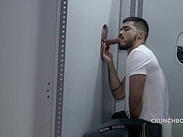 Valentino used raw by Kalil video - InterracialPornSex