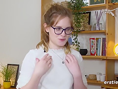 Verwohnt Ihre Lusterne Muschi Mit Einem Geilen Dildo