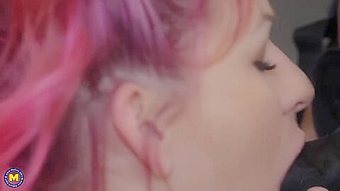 Vicky Golden My Kinky Lesbian Stepmom Melissa Johnson Is Fucking Me With A Strapon