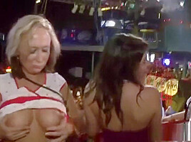 Wild amateur sluts dancing dirty at the ht club