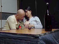 XRV327-NMDELRQWEM268118056