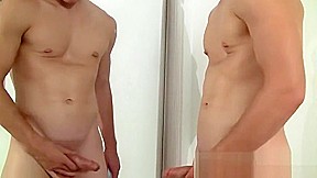 Young handsome straight guy Kyle Mann cums on himself