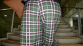 ド変態でエッチ大好き性欲素人女子男をちんぐり返して上から馬乗り騎乗位ピストン