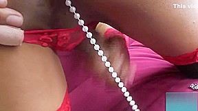ladyman In lingerie Masturbates