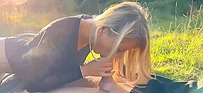 ma copine suce un autre mec dans un champ