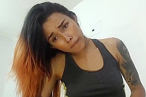 nice-looking shemale Solo On cam