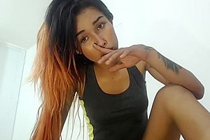 nice-looking shemale Solo On cam