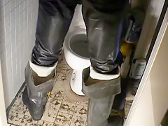 nlboots - rubber waders leather trousers WC